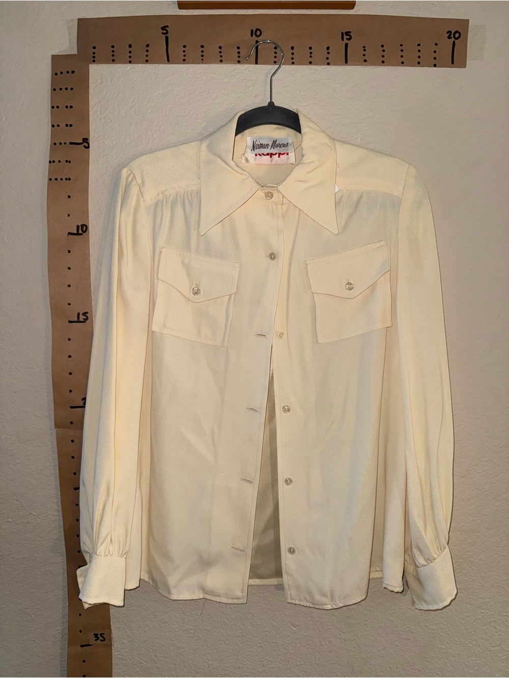 Vintage Butter Yellow Button-Up Shirt with Chest Pockets